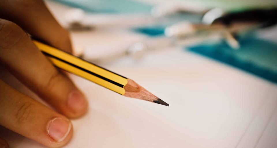 pencil-3744153_1920