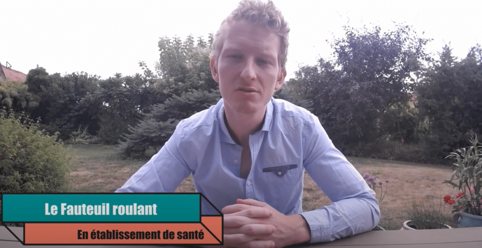 2022-09-29 15_37_13-Vidéo guide _ le fauteuil roulant en établissement de santé – YouTube Capture de la vidéo fauteuiml roulant